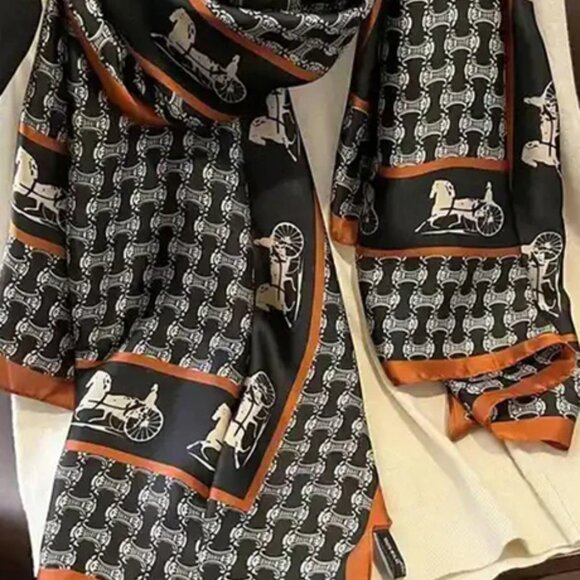 COACH HORSE PATTERN SCARF - Picture 2 of 3